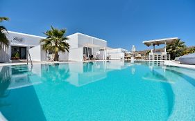 Queen Elegant Suites